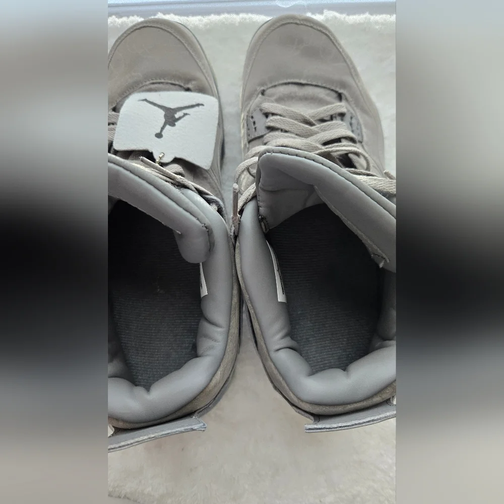 Air Jordan 4 Retro KAWS